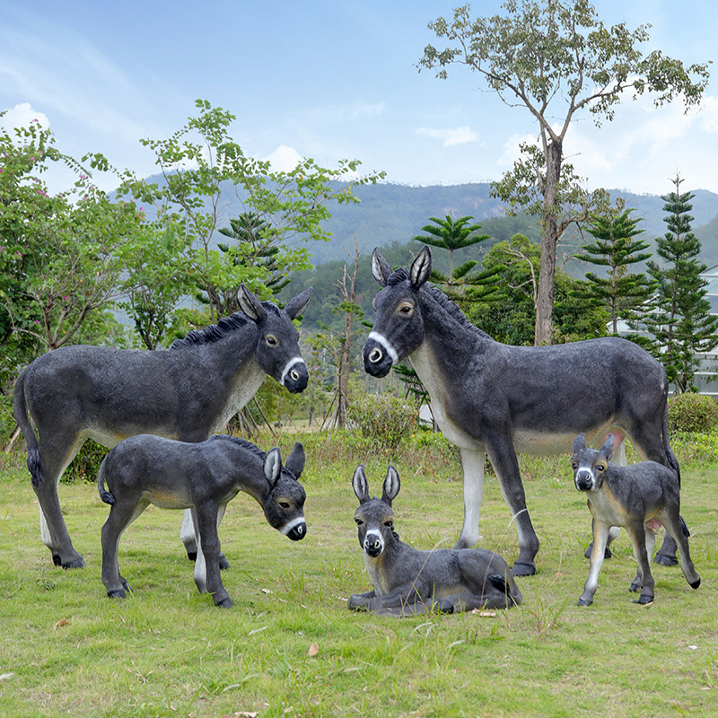 FRP simulation donkey sculptur - Gardening Tools Sketch 评论和价格