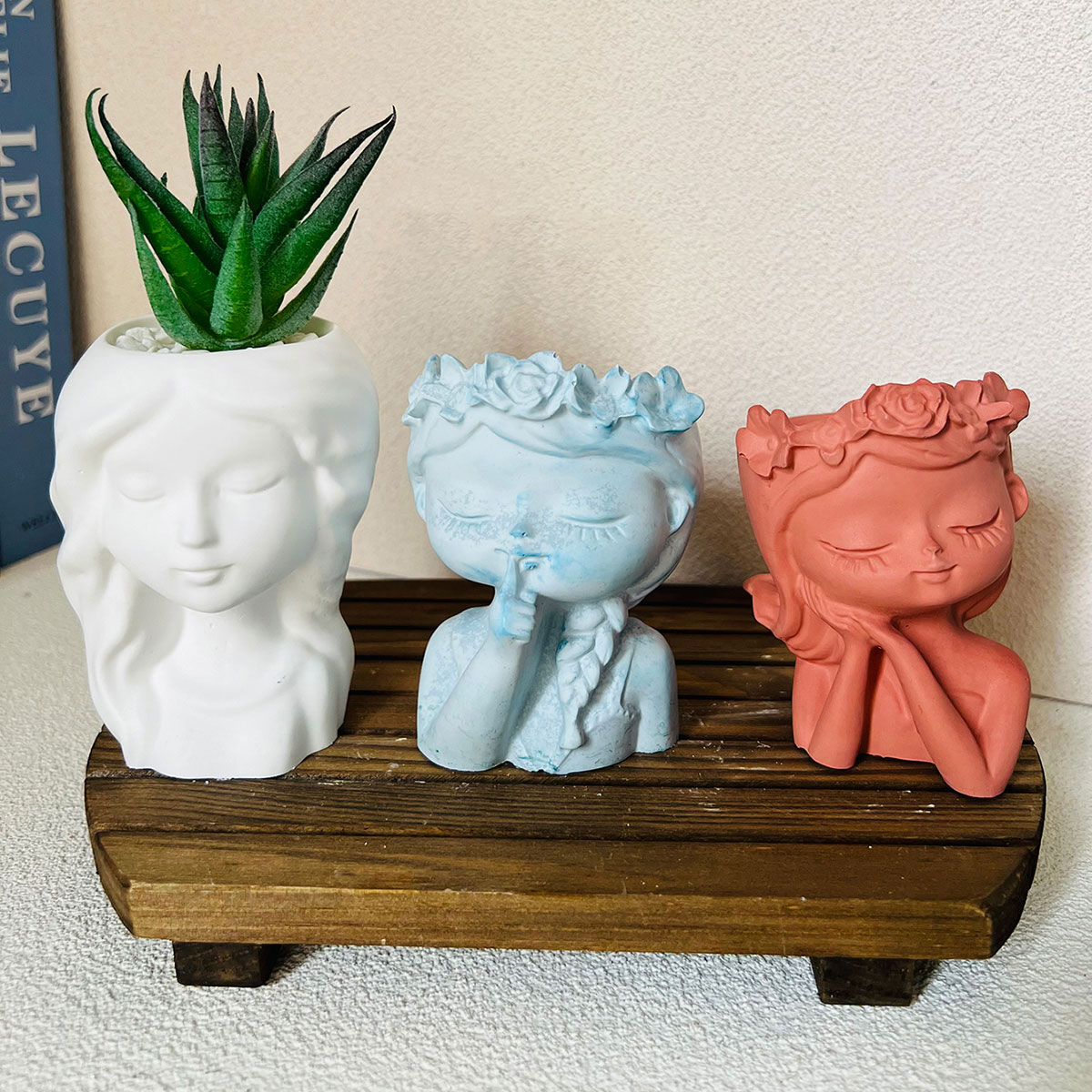 Cute Girl Plant Pot Silicone M - Gardening Tools Cute 评论和价格